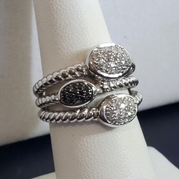 White & Black Diamond 925 Sterling Ring ⬇️PRICE DROP - Picture 3 of 15